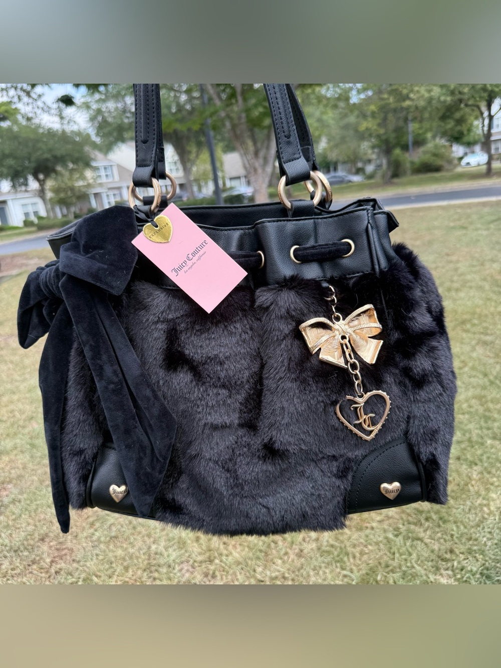 Juicy Couture Black sister soul tote / fur daydreamer